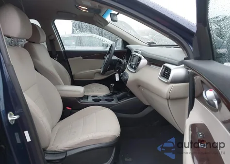 2018 Kia Sorento 3.3L Lx z USA, uszkodzony, nr VIN 5XYPG4A58JG352105